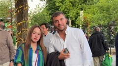 'Em xinh' Phương Ly chốt kèo Fabrizio Romano ở Đức